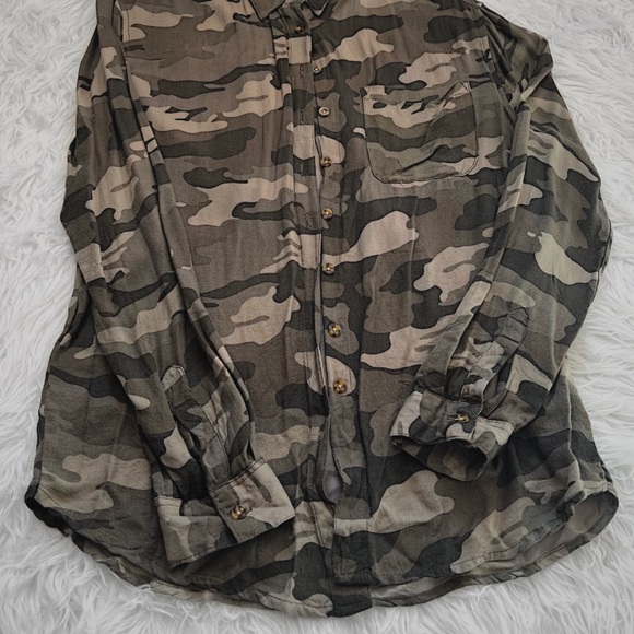 Army Print Button-Up Shirt - Picture 2 of 2